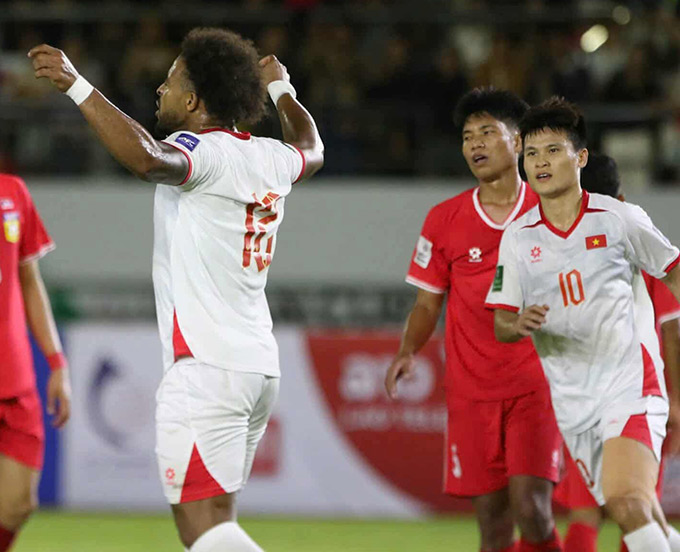 Tuấn Hải cùng Xuân Son toả sáng 