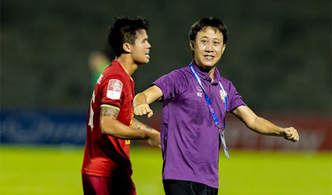 HLV Thành Công nhận nhiệm vụ giúp PVF-CAND trụ hạng thành công ở V.League 2025/26
