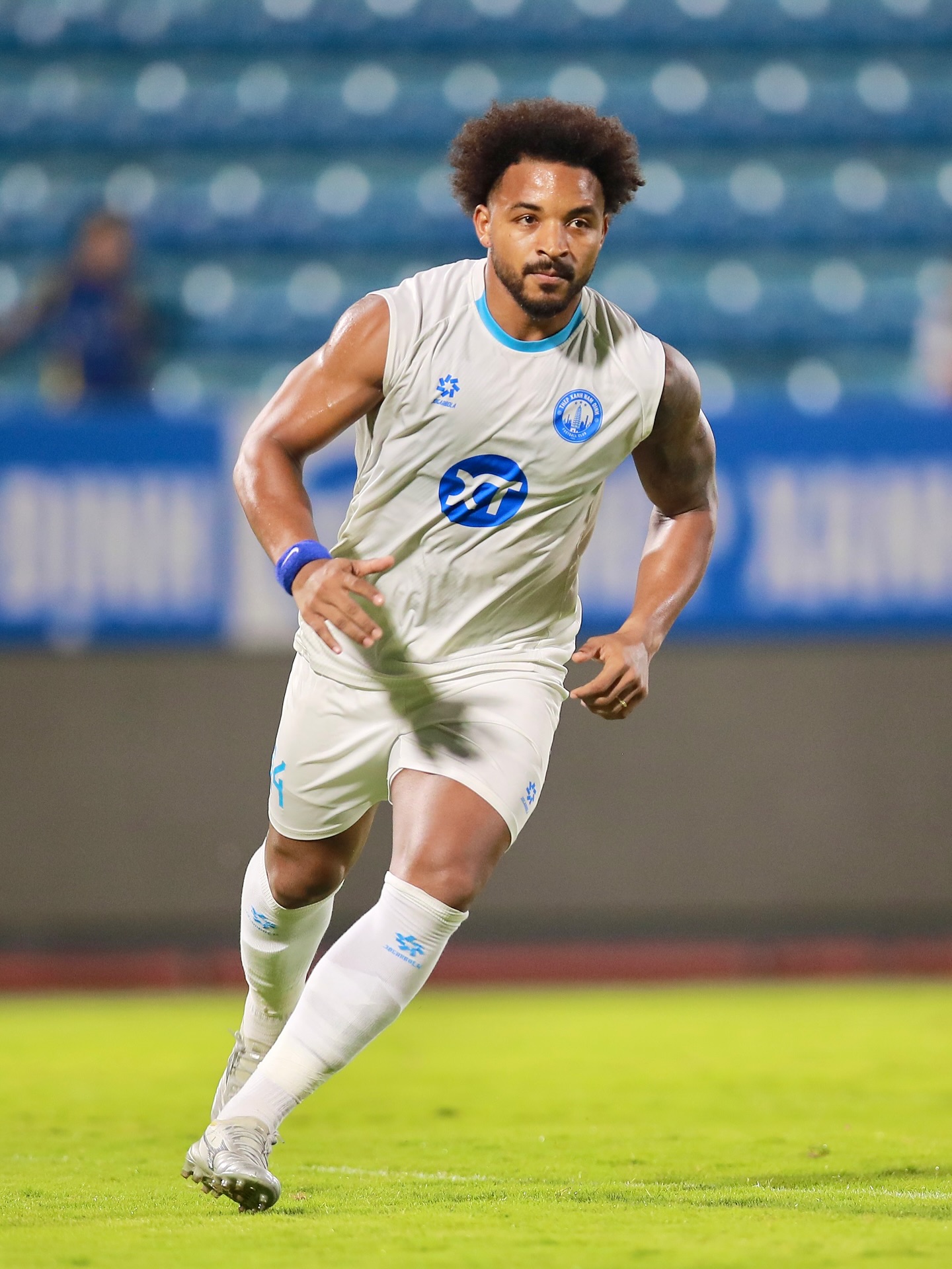 Xuân Son có thể tiếp tục ghi bàn trong ngày tái xuất Nam Định  (Ảnh: Nam Định FC)