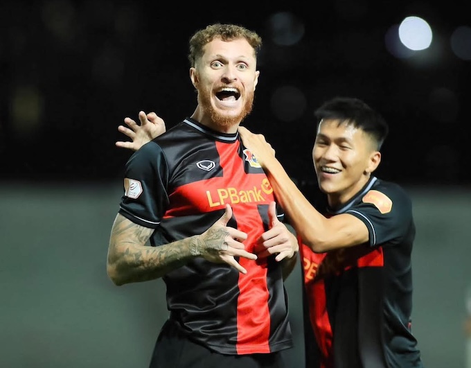 Ninh Bình đang bất bại và đứng đầu bảng tổng sắp. Ảnh: Đức Cường