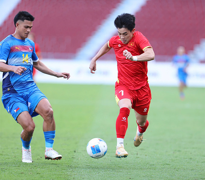 Đình Bắc là ứng viên sáng giá cho danh hiệu Quả bóng Vàng Việt Nam 2025 và Cầu thủ trẻ xuất sắc nhất năm 2025 - Ảnh: Đức Cường