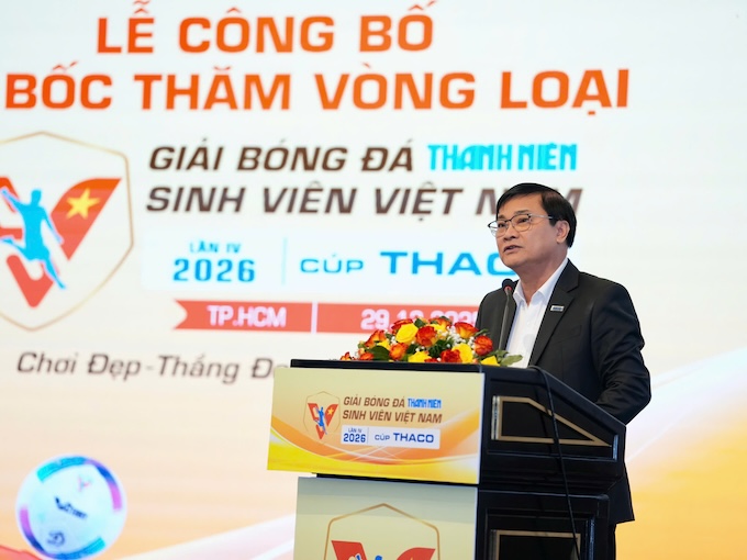 Tổng biên tập báo Thanh Niên, Nguyễn Ngọc Toàn phát biểu tại cuộc họp báo. Ảnh: Độc Lập