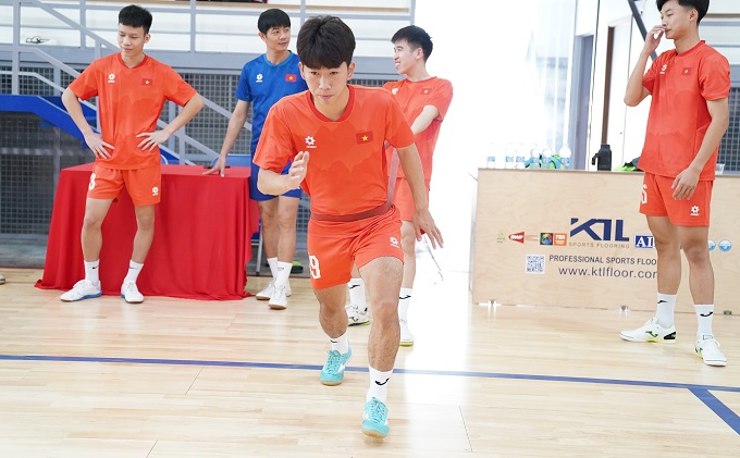 ĐT futsal Việt Nam sẽ có 2 trận giao hữu trước Afghanistan để chuẩn bị cho VCK châu Á. Ảnh: CTV