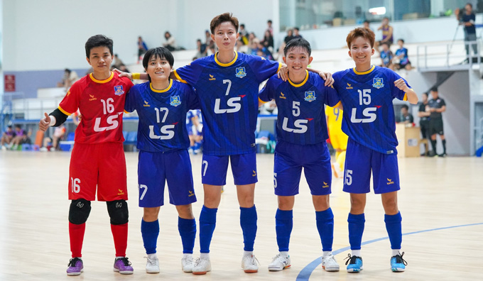 Thái Sơn Nam TP.HCM đã thắng đội nữ TP.HCM với tỉ số 11-0. Ảnh - Nguyễn Khanh