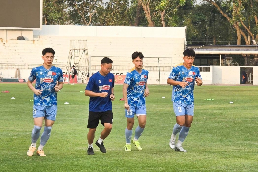 3 cầu thủ U22 Việt Nam tập riêng trước ngày sang Thái Lan_692a21449bfd4.jpeg