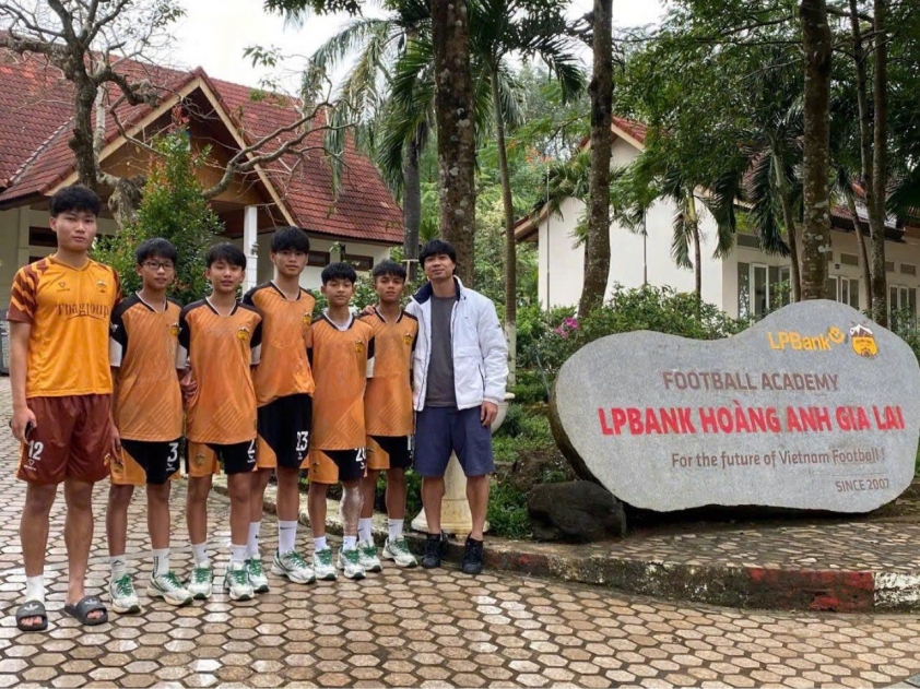 Công Phượng trở lại HAGL_692994e3aa019.jpeg