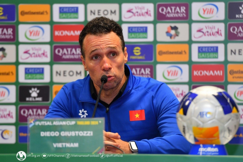 HLV Argentina nói thẳng trận tuyển Việt Nam gặp Malaysia_692605faa4cf9.jpeg