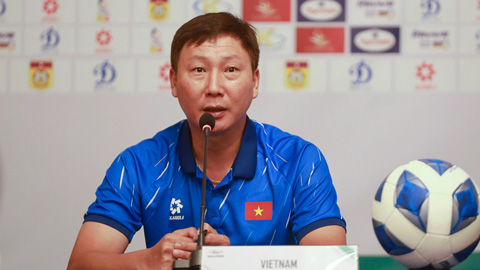 HLV Kim Sang Sik hy vọng Việt Nam đánh bại Lào và Xuân Son sẽ ghi bàn_691d5ba92c8e2.jpeg