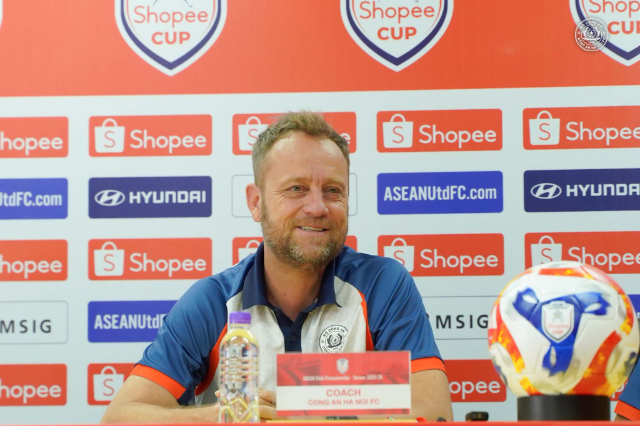 HLV Polking gửi ‘chiến thư’ trước ngày CAHN đấu Buriram_692a2f4aedb71.png