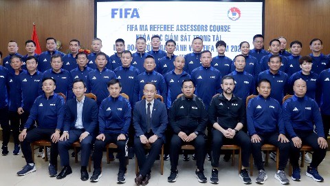 Khai mạc Khóa học Giám sát trọng tài Liên đoàn bóng đá thành viên FIFA 2025_692a7a752c4d6.jpeg