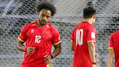 Xuân Son dự bị, HLV Kim Sang Sik nói không với thử nghiệm trước ĐT Lào_691ef730e44bf.jpeg