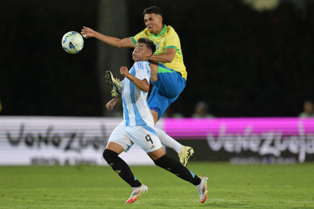 Argentina vs Brazil: Một điểm là đủ; Quái lạ ‘vũ điệu Samba’ 69326f2527809.jpeg