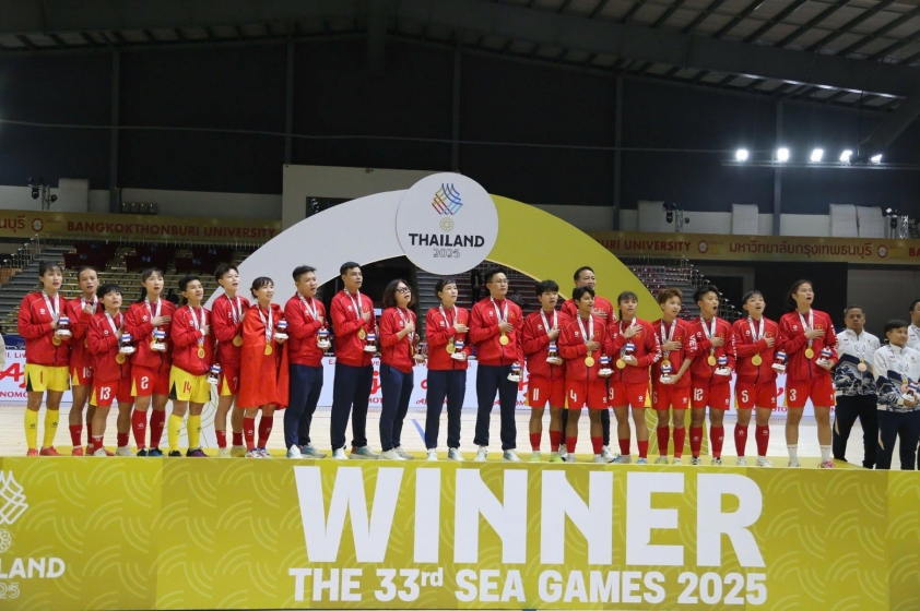Bóng đá Việt Nam giành cú đúp HCV SEA Games lịch sử trong 1 ngày 694426cb1d65d.jpeg
