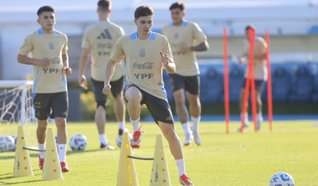 Đả bại Brazil, Argentina 1 công đôi việc 69326f3498a59.jpeg