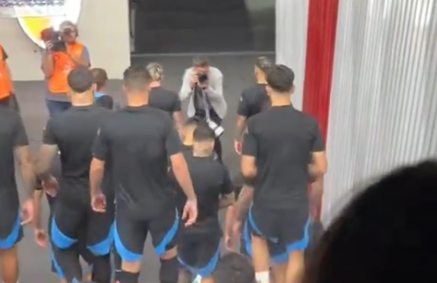 Messi toát uy quyền của nhà vua tại Argentina 69326fa7c01ef.jpeg