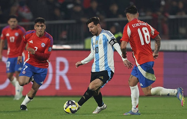 Messi trở lại đội tuyển, chơi nổi bật trong chiến thắng trước Chile 694e3196c2ed4.jpeg
