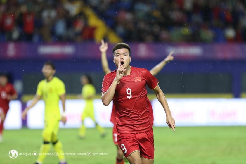 Thắng Malaysia 2 1, U22 Việt Nam vào bán kết SEA Games 69390a32f0511.jpeg