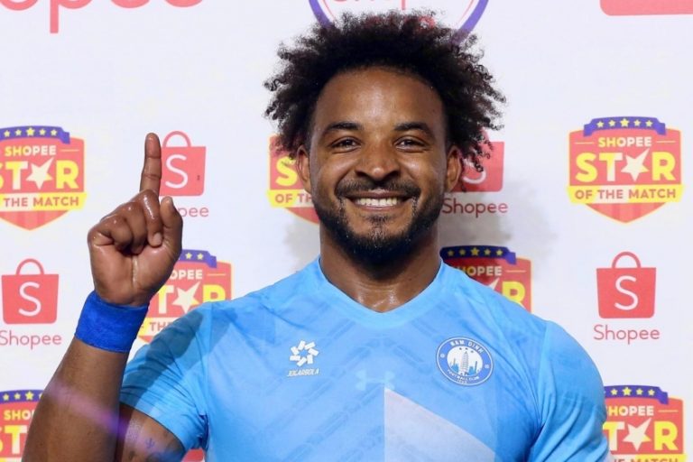 Truyền thông Thái Lan sửng sốt với hat trick của Xuân Son 693377dc4590f.jpeg