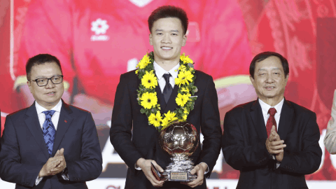 Tường thuật Gala trao Quả bóng vàng Việt Nam 2025: Hoàng Đức đoạt hat trick bóng vàng 694f4cca4db79.png