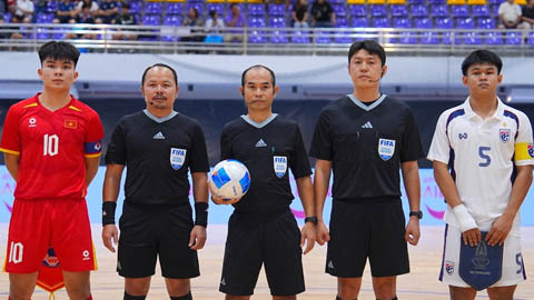 U16 futsal Việt Nam vào thế khó sau trận thua đậm Thái Lan 694fae723c362.jpeg
