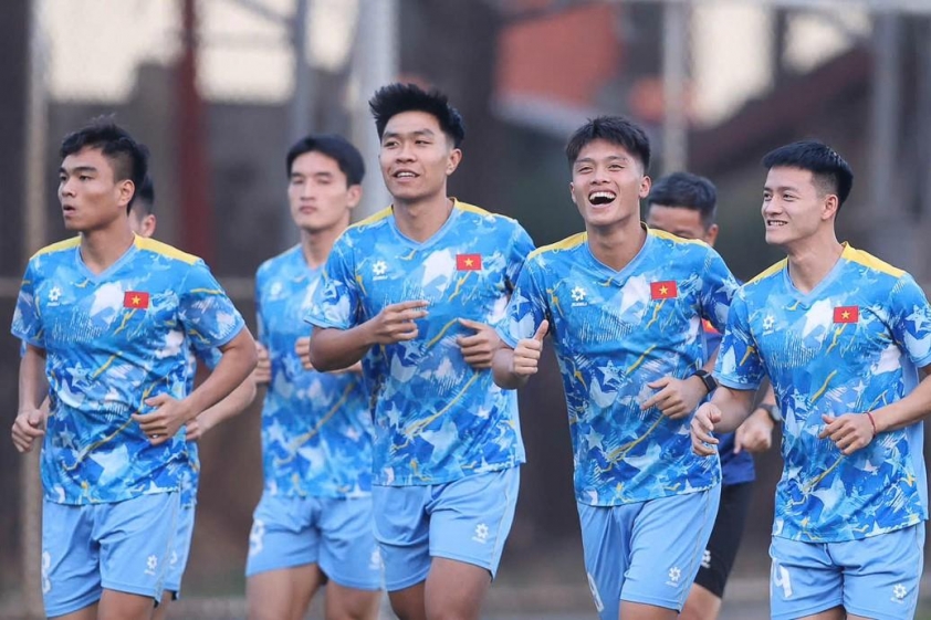 U22 Việt Nam đạp cỏ Bangkok, sẵn sàng săn vàng SEA Games_692db34d39a93.jpeg