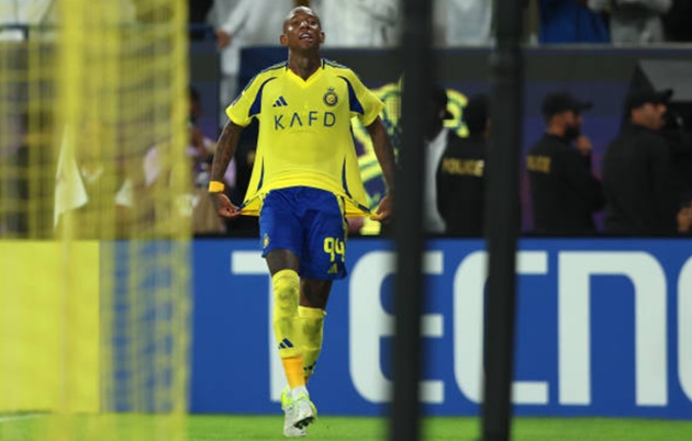 Cầu thủ Al Nassr bị chê bai thậm tệ vì không chuyền cho Ronaldo lập hat trick 695ca97a635e9.jpeg