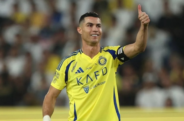 Chị gái Ronaldo yêu cầu phóng viên xóa bài đăng về em trai 6960acd7ae57a.jpeg