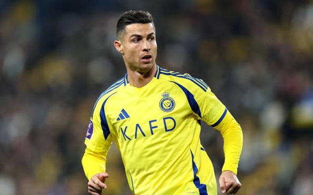 Cristiano Ronaldo có thể nhận bằng tiến sĩ 695ca8c2a8531.jpeg