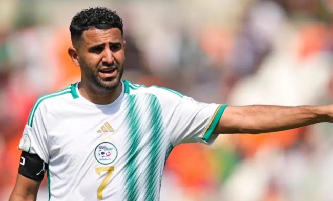 Riyad Mahrez thăng hoa, Algeria đoạt vé dự World Cup 2026 6960ae0daa9ea.jpeg