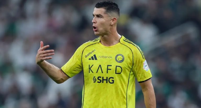 Ronaldo dứt điểm trúng đích 0% khiến Al Nassr ôm hận 6960a79cc5504.jpeg