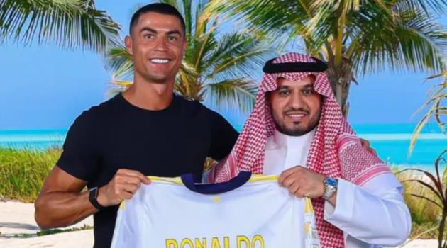 Ronaldo nhận lương từng giây, mỗi bàn thắng có giá 80.000 bảng, 16 người phục vụ 695ca767be3ed.jpeg