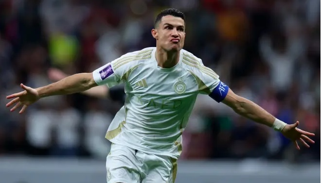 Saudi Arabia quyết giữ chân Ronaldo với 2 lựa chọn hấp dẫn 695ca7d74f684.jpeg