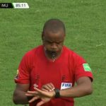 Trọng tài mắc sai lầm hy hữu ở CAN 2021 6982fa8720d65.jpeg